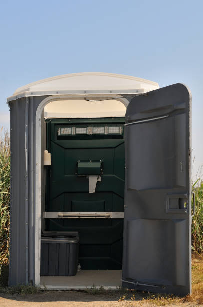 Best Portable restroom trailer rental  in Edenton, NC